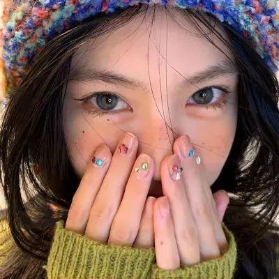 九朵云